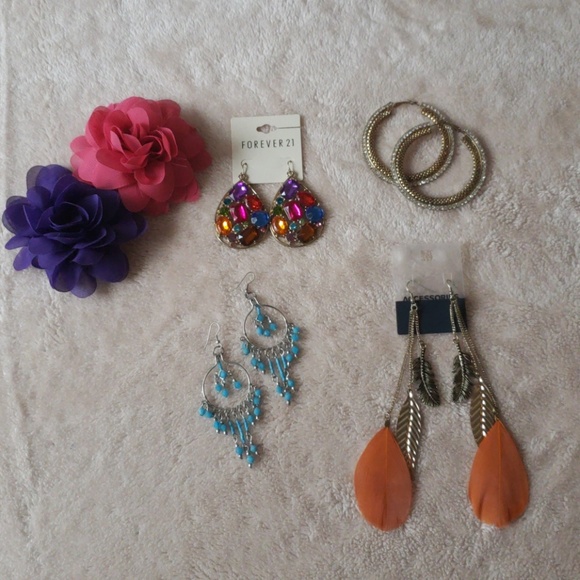 Jewelry - Sets of earrings 💘